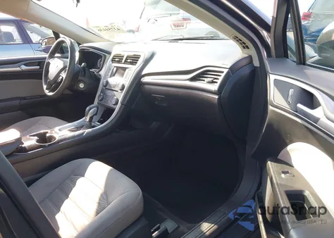 2016 Ford Fusion Hybrid S from USA, damaged, VIN 3FA6P0UU5GR169594